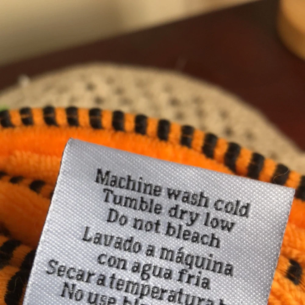 Kassafina Halloween Pumpkin Hand Towel - Orange & Black